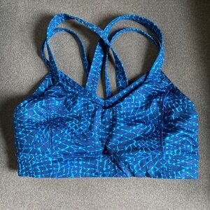 Lululemon Run for Days bra